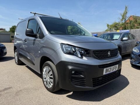 Peugeot Partner 1.5 BlueHDi 1000 Professional Standard Panel Van SWB Euro 6 5dr 3