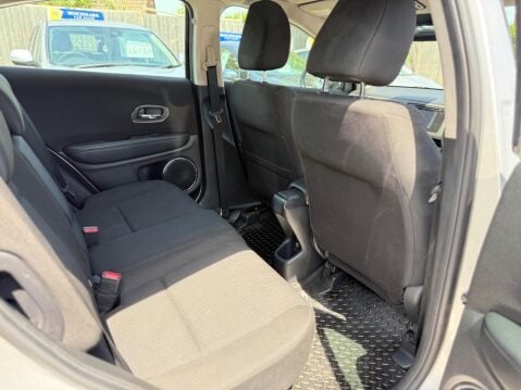 Honda HR-V 1.6 i-DTEC SE Navi Euro 6 (s/s) 5dr 19