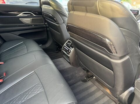 BMW 7 Series 3.0 740d M Sport Auto xDrive Euro 6 (s/s) 4dr 21