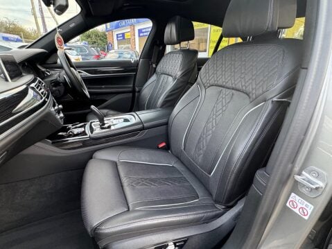 BMW 7 Series 3.0 740d M Sport Auto xDrive Euro 6 (s/s) 4dr 37