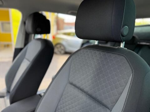 Volkswagen Tiguan 2.0 TDI SE Navigation DSG 4Motion Euro 6 (s/s) 5dr 21