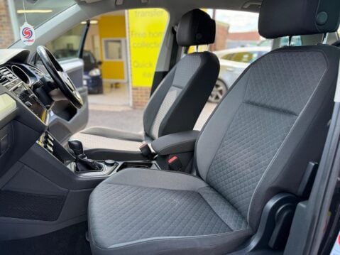 Volkswagen Tiguan 2.0 TDI SE Navigation DSG 4Motion Euro 6 (s/s) 5dr 22