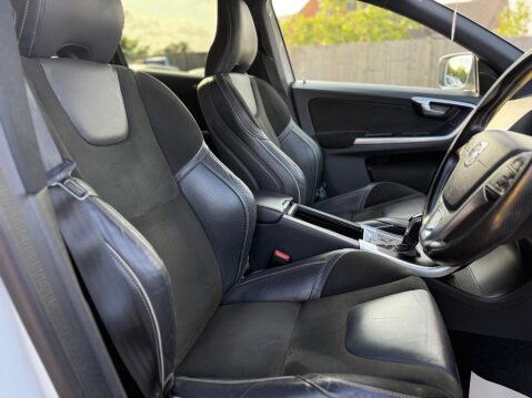 Volvo XC60 2.0 D4 R-Design Nav Auto Euro 6 (s/s) 5dr 15