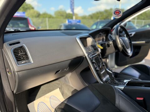 Volvo XC60 2.0 D4 R-Design Nav Auto Euro 6 (s/s) 5dr 20