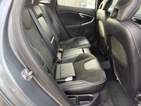 Volvo V40 2.0 D4 R-Design Euro 6 (s/s) 5dr 17