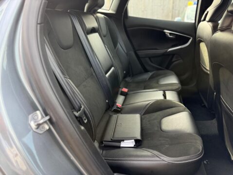 Volvo V40 2.0 D4 R-Design Euro 6 (s/s) 5dr 18
