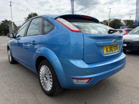Ford Focus 1.6 Zetec 5dr 8
