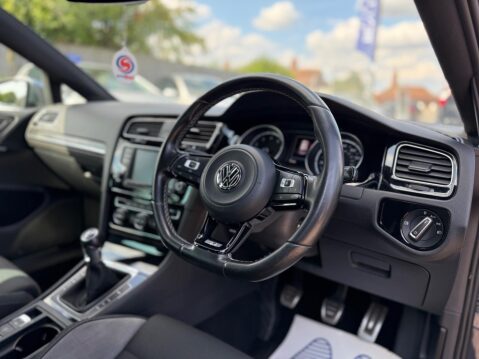 Volkswagen Golf 2.0 TSI BlueMotion Tech R 4Motion Euro 6 (s/s) 5dr 16