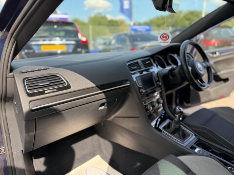 Volkswagen Golf 2.0 TSI BlueMotion Tech R 4Motion Euro 6 (s/s) 5dr 23