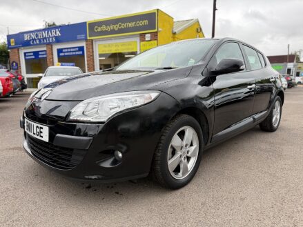 Renault Megane 1.6 16V Dynamique TomTom Euro 5 5dr