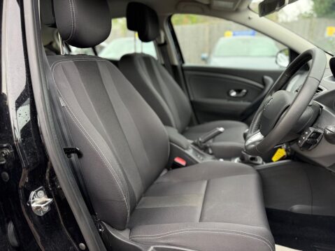 Renault Megane 1.6 16V Dynamique TomTom Euro 5 5dr 12