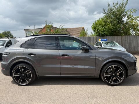 Porsche Cayenne 2.9T V6 S TiptronicS 4WD Euro 6 (s/s) 5dr 4