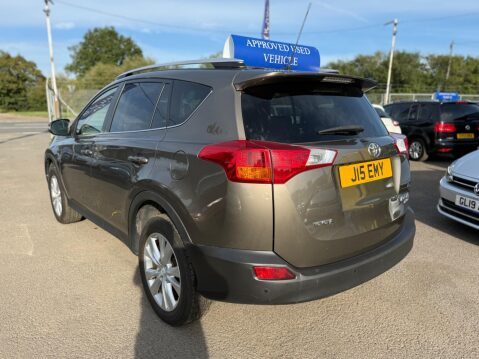 Toyota Rav4 2.2 D-4D Invincible 4WD Euro 5 5dr 7