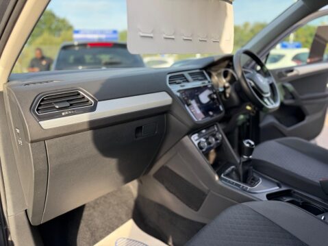 Volkswagen Tiguan 1.4 TSI SE Navigation Euro 6 (s/s) 5dr 27