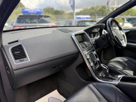 Volvo XC60 2.0 D4 R-Design Lux Nav Auto Euro 6 (s/s) 5dr 17