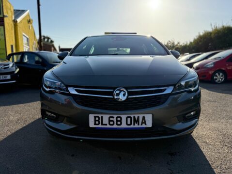 Vauxhall Astra 1.4i Turbo SRi Nav Euro 6 5dr 3