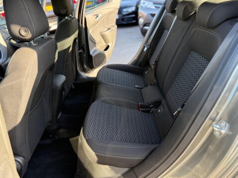 Vauxhall Astra 1.4i Turbo SRi Nav Euro 6 5dr 26