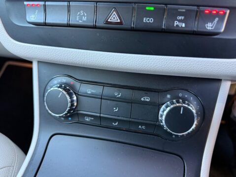 Mercedes-Benz B Class 1.6 B180 Sport 7G-DCT Euro 6 (s/s) 5dr 29