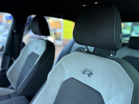 Volkswagen Golf 2.0 TSI BlueMotion Tech R DSG 4Motion Euro 6 (s/s) 5dr 26