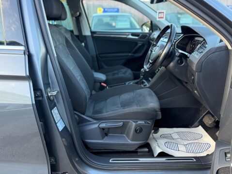 Volkswagen Tiguan 2.0 TDI SEL DSG Euro 6 (s/s) 5dr 13