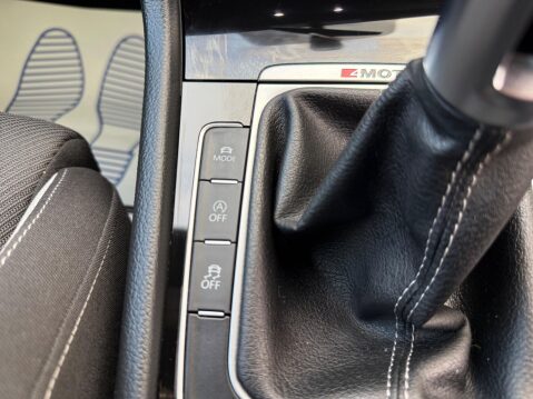 Volkswagen Golf 2.0 TSI BlueMotion Tech R 4Motion Euro 6 (s/s) 5dr 42