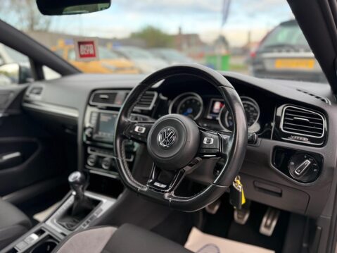 Volkswagen Golf 2.0 TSI BlueMotion Tech R 4Motion Euro 6 (s/s) 5dr 16