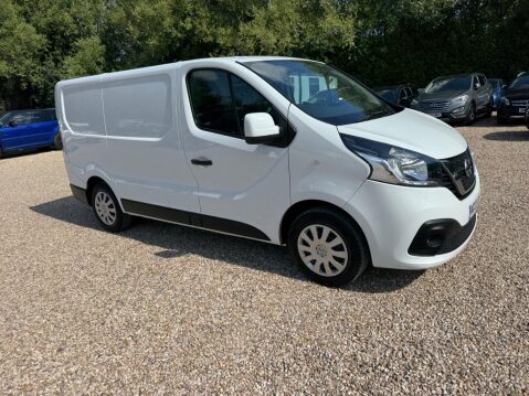 Nissan NV300 2.0 dCi 28 Acenta L1 H1 Euro 6 4dr 47