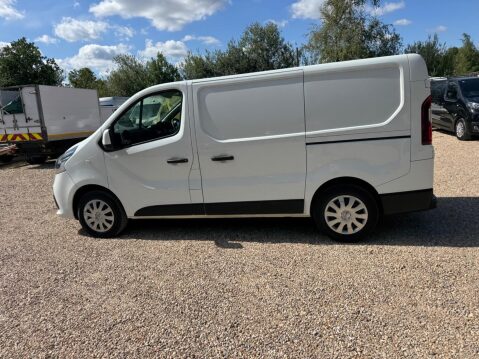 Nissan NV300 2.0 dCi 28 Acenta L1 H1 Euro 6 4dr 22