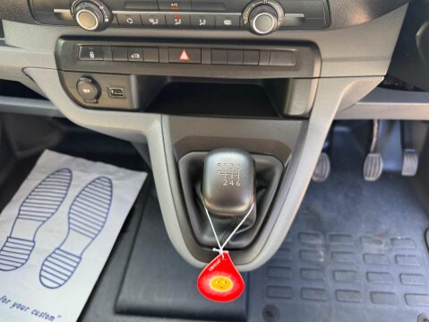 Citroen Dispatch 2.0 BlueHDi 1400 Enterprise Plus M Panel Van 6dr Diesel Manual FWD 2 Euro 6 52