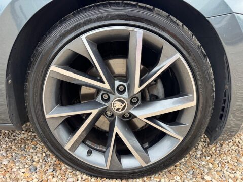 Skoda Superb 2.0 TDI SportLine DSG Euro 6 (s/s) 5dr 26