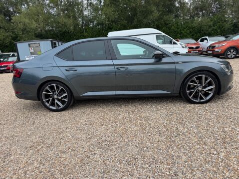 Skoda Superb 2.0 TDI SportLine DSG Euro 6 (s/s) 5dr 19
