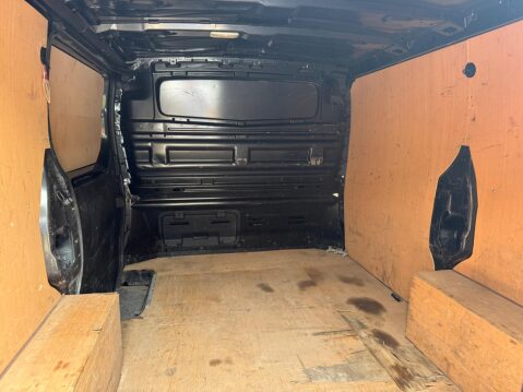 Renault Trafic 2.0 dCi ENERGY 28 Business+ EDC SWB Standard Roof Euro 6 (s/s) 5dr 18