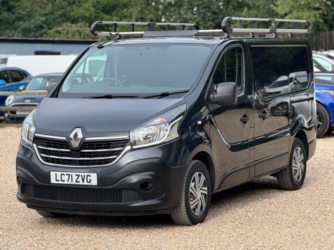 Renault Trafic 2.0 dCi ENERGY 28 Business+ EDC SWB Standard Roof Euro 6 (s/s) 5dr 8