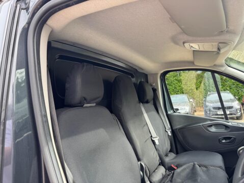 Renault Trafic 2.0 dCi ENERGY 28 Business+ EDC SWB Standard Roof Euro 6 (s/s) 5dr 40