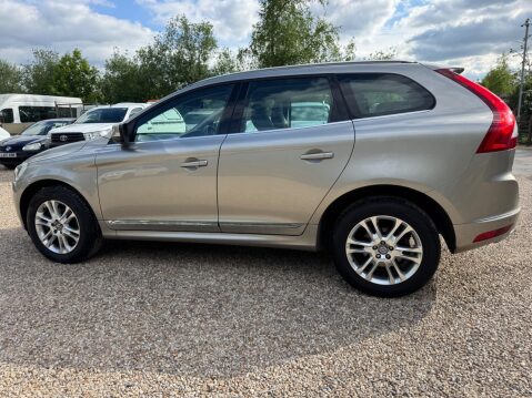Volvo XC60 2.4 D5 SE Lux Nav Geartronic AWD Euro 5 5dr 12