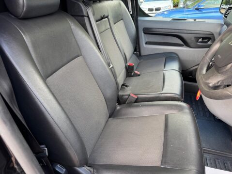 Peugeot Expert 2.0 BlueHDi 1400 Professional Standard Panel Van MWB Euro 6 (s/s) 6dr 53