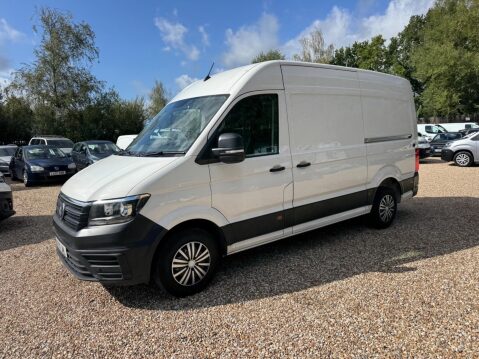 Volkswagen Crafter 2.0 TDI CR35 Trendline FWD MWB Euro 6 (s/s) 5dr 8