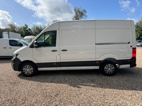 Volkswagen Crafter 2.0 TDI CR35 Trendline FWD MWB Euro 6 (s/s) 5dr 18
