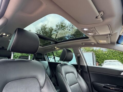 Kia Sportage 1.7 CRDi 3 Euro 6 (s/s) 5dr 25