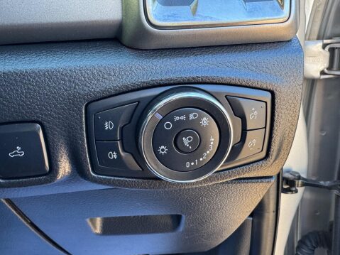 Ford Ranger 2.0 EcoBlue Limited Auto 4WD Euro 6 (s/s) 4dr 63