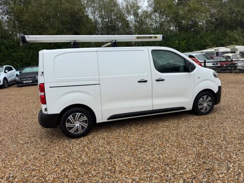 Toyota Proace 1.5D Active Medium Panel Van MWB Euro 6 6dr 24