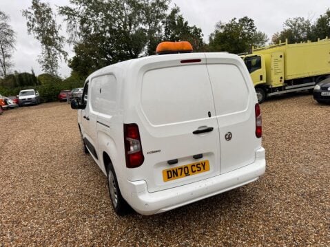 Vauxhall Combo 1.5 Turbo D 2300 Sportive L2 H1 Euro 6 (s/s) 4dr 19
