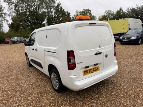 Vauxhall Combo 1.5 Turbo D 2300 Sportive L2 H1 Euro 6 (s/s) 4dr 20