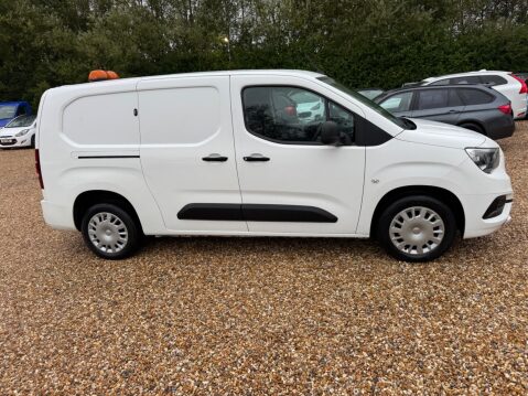 Vauxhall Combo 1.5 Turbo D 2300 Sportive L2 H1 Euro 6 (s/s) 4dr 27
