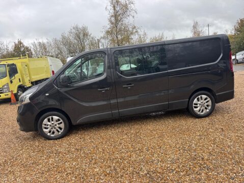 Nissan NV300 2.0 dCi 30 Tekna Crew Van Auto L2 H1 Euro 6 (s/s) 5dr 12