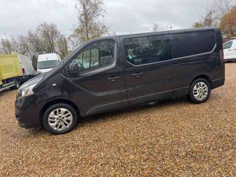 Nissan NV300 2.0 dCi 30 Tekna Crew Van Auto L2 H1 Euro 6 (s/s) 5dr 8