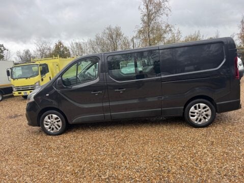 Nissan NV300 2.0 dCi 30 Tekna Crew Van Auto L2 H1 Euro 6 (s/s) 5dr 16