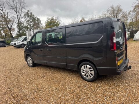 Nissan NV300 2.0 dCi 30 Tekna Crew Van Auto L2 H1 Euro 6 (s/s) 5dr 22