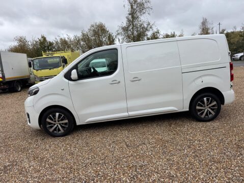 Toyota Proace 2.0D Design Medium Panel Van MWB Euro 6 (s/s) 5dr 11