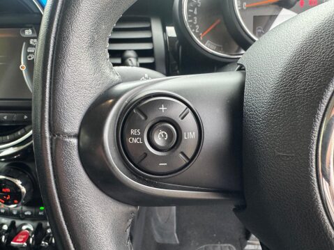 Mini Hatch 1.5 Cooper Euro 6 (s/s) 3dr 33